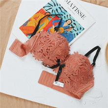 将图片加载到图库查看器，Sexy Underwear Set Fashion Push Up Bra Set For Women Embroidery Lace Bralette Women Intimates Lingerie Female Sets AB Cup
