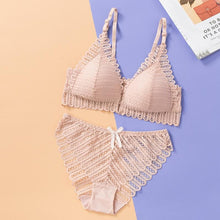 将图片加载到图库查看器，DERUILADY Sexy Backless Bra And Panty Set Lace Front Closure Seamless Push Up Underwear Briefs Women Wireless Lingerie Sets
