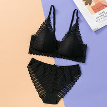 将图片加载到图库查看器，DERUILADY Sexy Backless Bra And Panty Set Lace Front Closure Seamless Push Up Underwear Briefs Women Wireless Lingerie Sets
